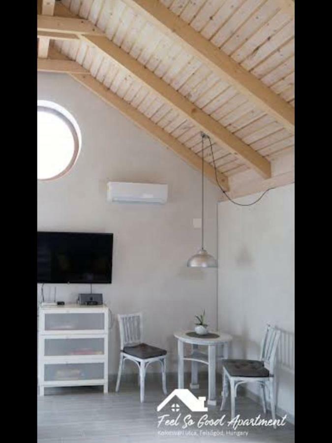 'Feel So Good' Apartment Göd Exteriér fotografie
